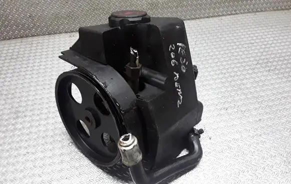 Peugeot 206 Power steering pump 9631411580