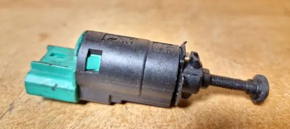 Citroen C6 Brake pedal sensor switch 9665602380 95835t02
