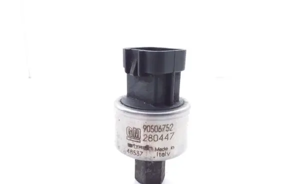 Opel Vectra B Air conditioning (A/C) pressure sensor 90506752 280447