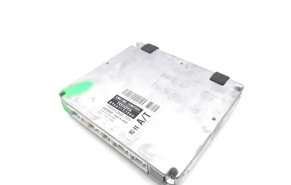 Lexus IS 200-300 Engine control unit/module 89661-53040 175300-2532