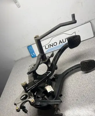 BMW 5 E39 Pedal assembly 1162638