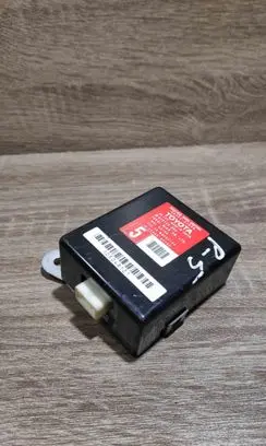 Toyota Prius (XW20) Door control unit/module 8974147080 61B105000