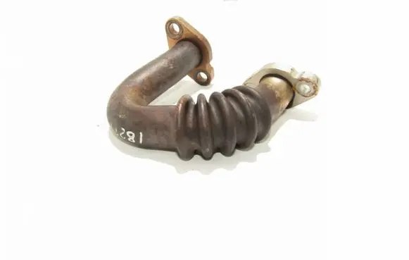 Volkswagen PASSAT CC EGR valve line/pipe/hose