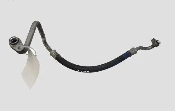 Toyota Avensis T270 Air conditioning (A/C) pipe/hose 8870405380