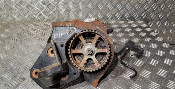 Mitsubishi Carisma Fuel injection high pressure pump 8200108225 0445010075