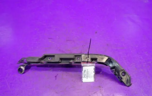 BMW 1 E81 E87 Front bumper mounting bracket 7058518