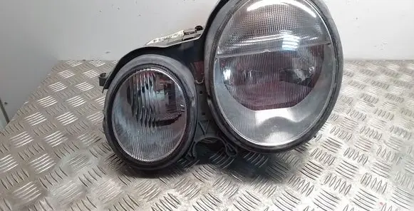 Mercedes-Benz E W210 Headlight/headlamp A2108203961