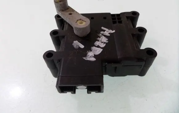Mazda 6 Air flap motor/actuator 3X2OQ