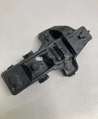 Volkswagen Touran I Tail light bulb cover holder 1T0945257D