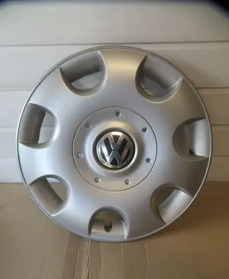 Volkswagen Golf V R16 wheel hub/cap/trim 1T0601147B