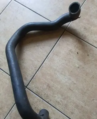 Volkswagen Touran I Engine coolant pipe/hose 14446T1