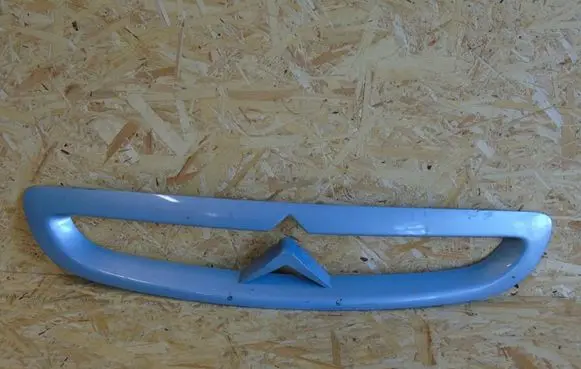 Citroen Xsara Front bumper upper radiator grill 9639240877