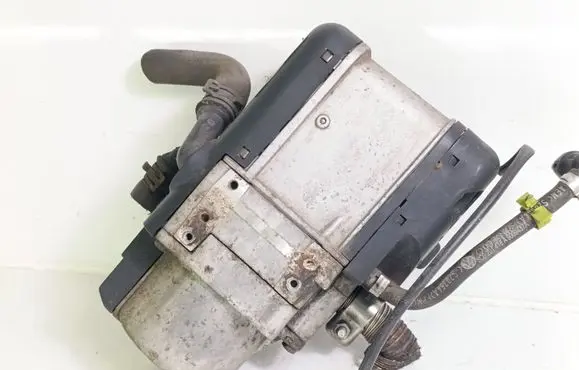 Volkswagen PASSAT B6 Auxiliary pre-heater (Webasto) 3C0815065B E1000018 E1021232