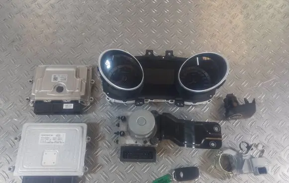 Engine ECU kit and lock set