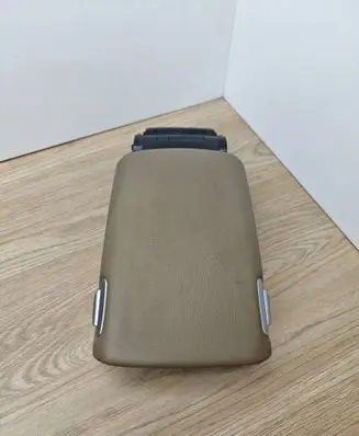Volvo XC70 Armrest 30643895