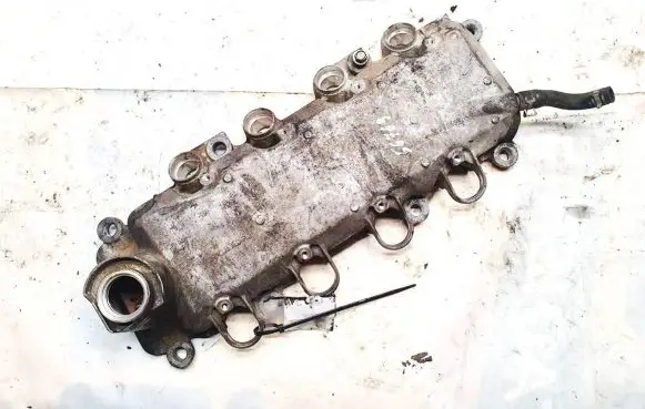 Rocker cam cover