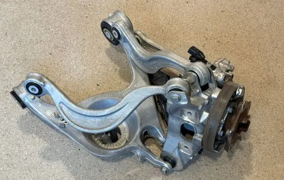 Porsche Panamera (971) Rear wheel hub spindle/knuckle 971505436J 971505351