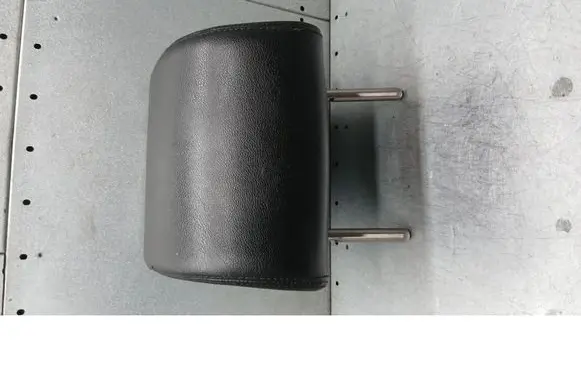 Volkswagen PASSAT B6 Front seat headrest 