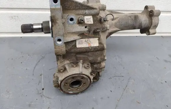 Opel Insignia A Gearbox transfer box case 23470068