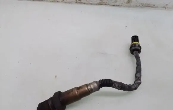 Mercedes-Benz C W203 Lambda probe sensor 0258006123