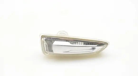 Opel Astra K Front fender indicator light 13491089