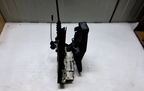 Mercedes-Benz B W245 Front door lock A1697202535