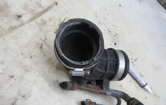 Suzuki SX4 S-Cross Air intake hose/pipe KRIS235789