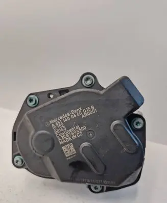 Mercedes-Benz GLA W156 X156 EGR valve A6511400660 A2C87494500 1715200151