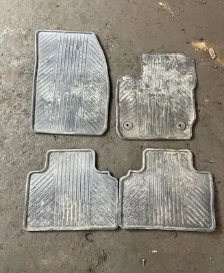 Ford Turneo Courier Car floor mat set 