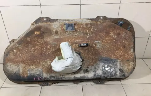 Hyundai i20 (PB PBT) Fuel tank 