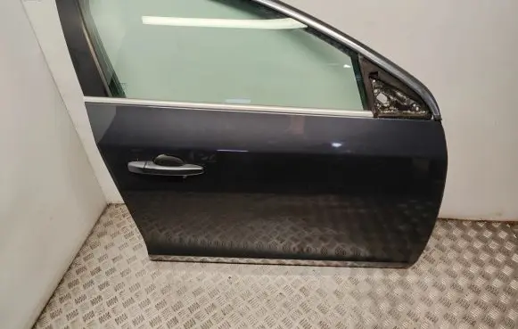 Volvo V60 Front door