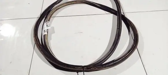 Mazda 5 Trunk rubber seal (body) 