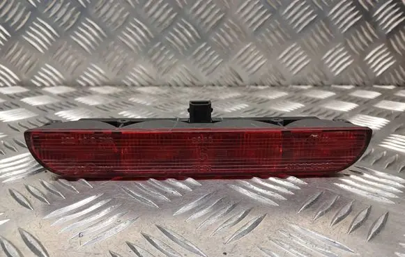 Audi A4 S4 B5 8D Third/center stoplight 0996400