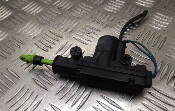 Volkswagen Transporter - Caravelle T4 Central locking motor 