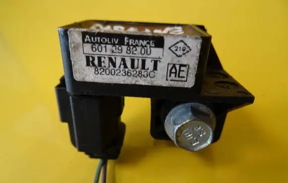 Renault Scenic II - Grand scenic II Airbag deployment crash/impact sensor 8200236286C