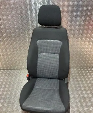 Suzuki SX4 S-Cross Front driver seat PK20906