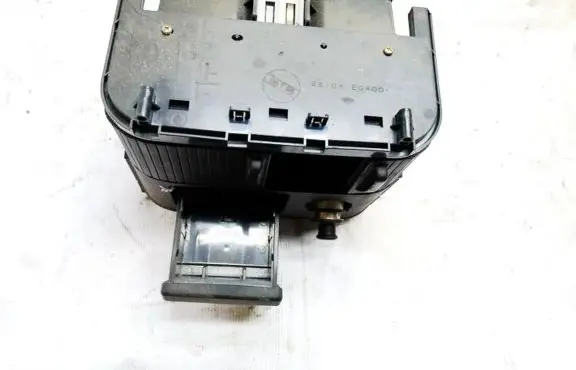 Nissan X-Trail T30 Car ashtray 68108eq400