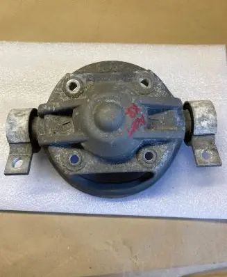 Coil spring mount