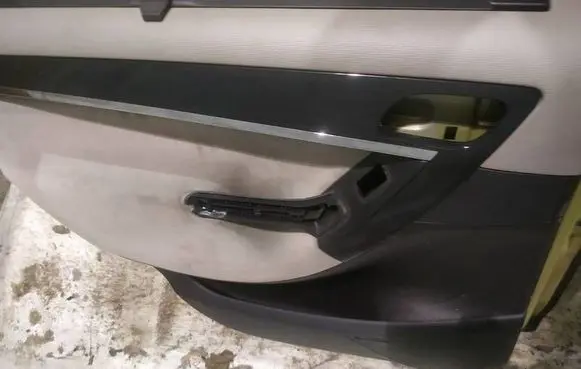 Citroen C4 Grand Picasso Rear door card panel trim 