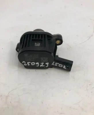 Seat Leon IV Camshaft vanos timing valve 04e906048