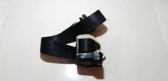 Rear seatbelt