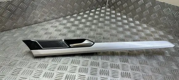 Volkswagen PASSAT B8 Front door trim bar 3G0867440 3G2837114A