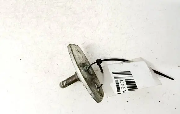 Toyota Aygo AB10 Rear door lock loop/hook striker 