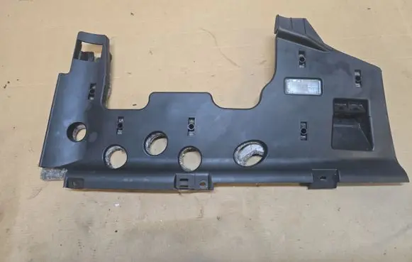 Volkswagen PASSAT B6 Dashboard lower bottom trim panel 3C1863081B P0108690 T0024205