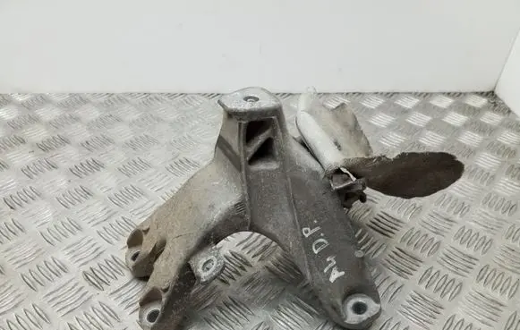 Audi A4 S4 B8 8K Engine mounting bracket 8K0199308BE