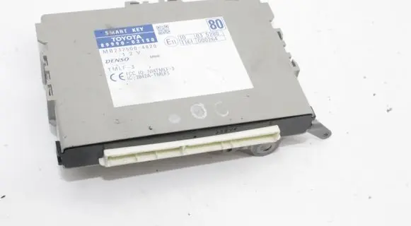 Toyota Auris 150 Keyless (KESSY) go control unit/module 8999002150