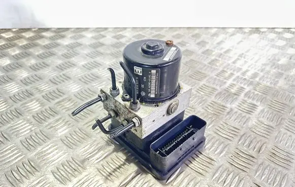 Volkswagen Touran I ABS Pump 1K0907379K 1K0614517H