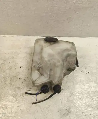 Toyota Prius (XW20) Windshield washer fluid reservoir/tank 060051145