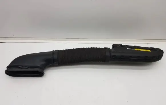 Infiniti Q30 Air intake duct part A6510900000