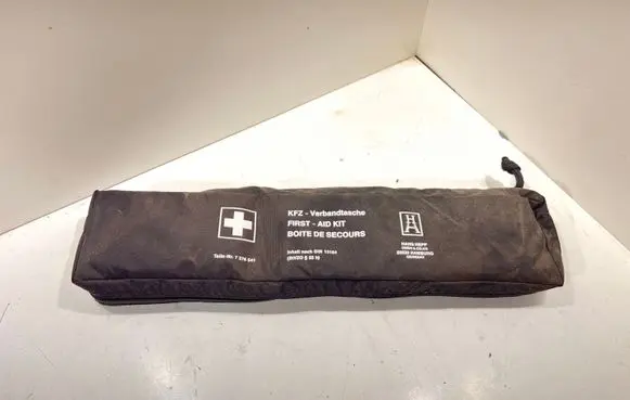 BMW 5 F10 F11 First aid kit 7276541